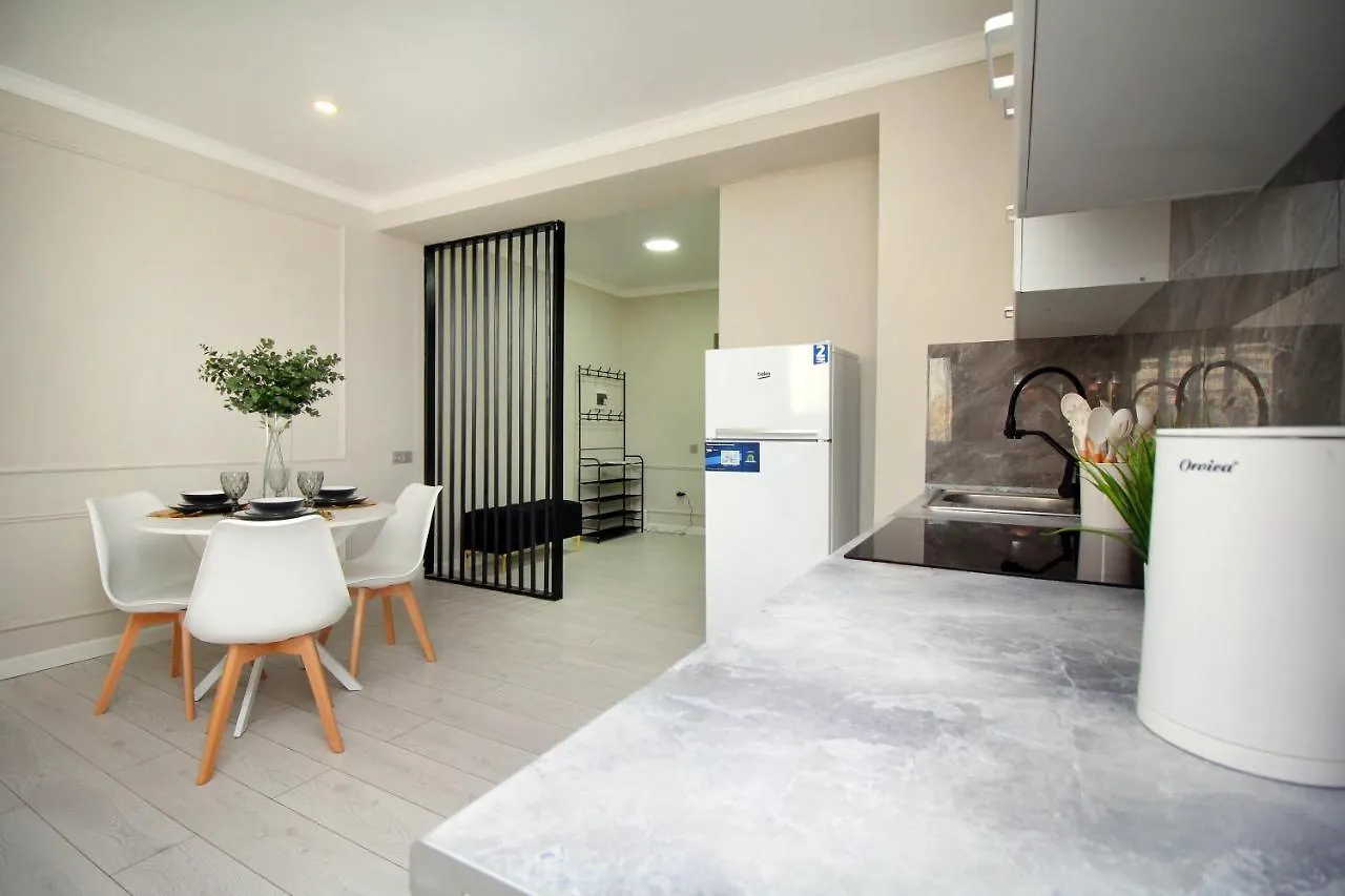 Бежевый Шик На Арбате Apartment Almaty